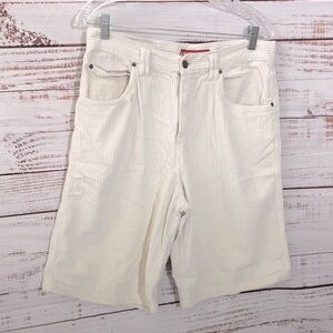 Union Bay White Off-white crème Corduroy Shorts baggy size 32 waist unisex